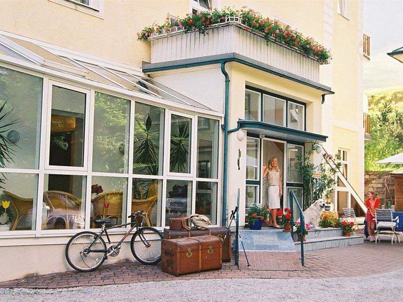 باد جاستاين Kur&Ferien Hotel Helenenburg المظهر الخارجي الصورة